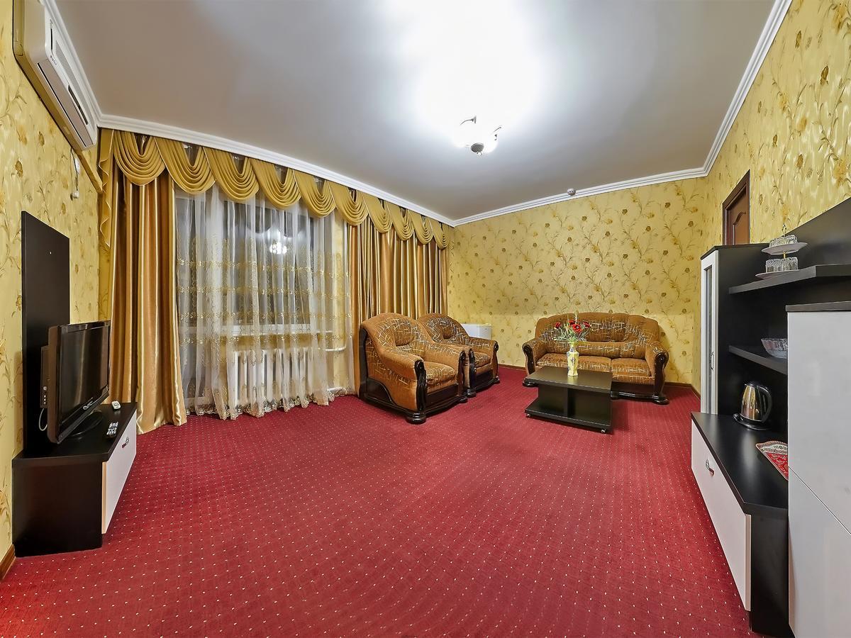 Hotel Sanatorium Elite Dnipro Truskavec Exteriér fotografie